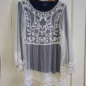 Sundance Sheer Floral Embroidered Scoop Neck 3/4 Bell Sleeve Tunic Top
